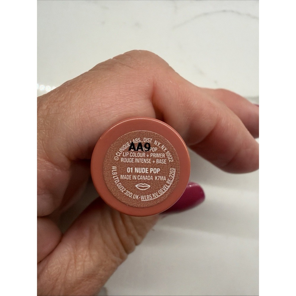 Clinique Pop Lip Color + Primer Lipstick in "01 NUDE POP" Full Size .13 oz- NEW
